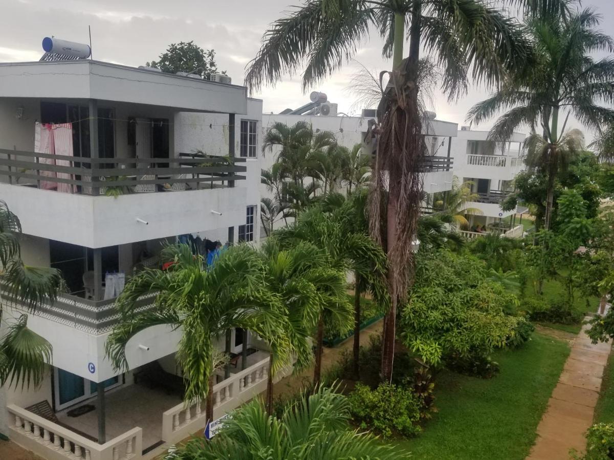 Negril Beach Club Condos מראה חיצוני תמונה