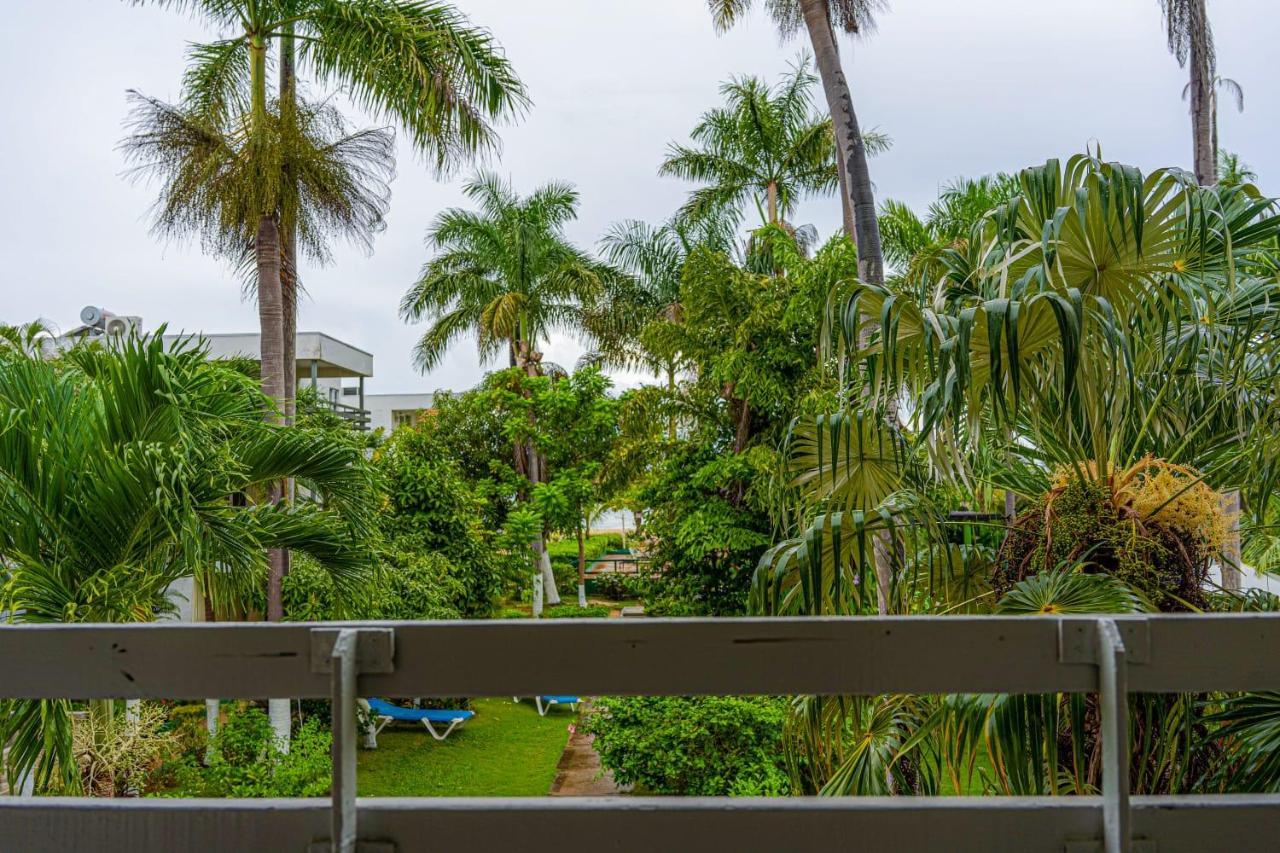 Negril Beach Club Condos מראה חיצוני תמונה