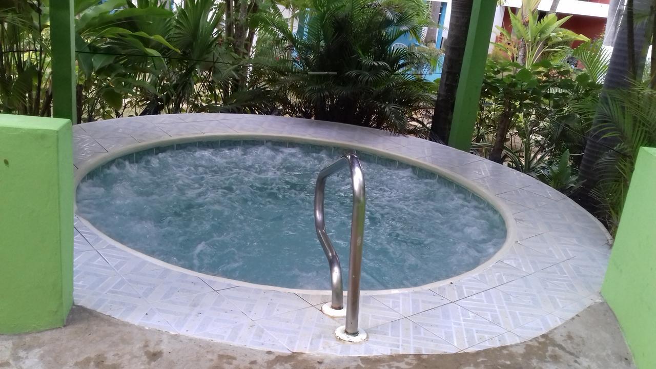 Negril Beach Club Condos מראה חיצוני תמונה